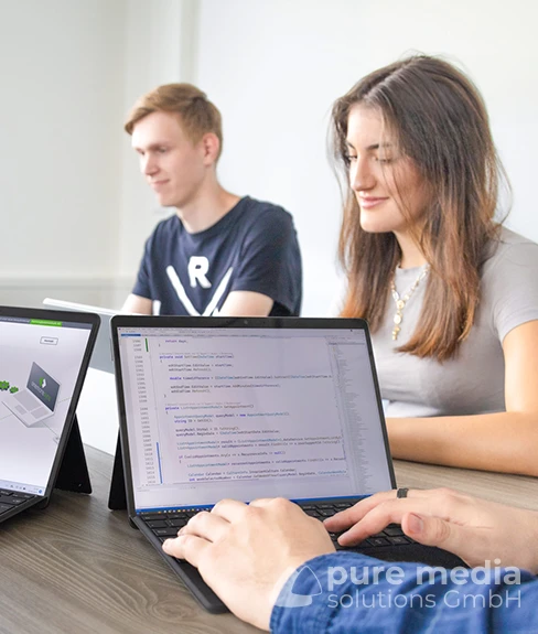 pure media solutions Visual Content: Personen-Aufnahme bei pure media solutions